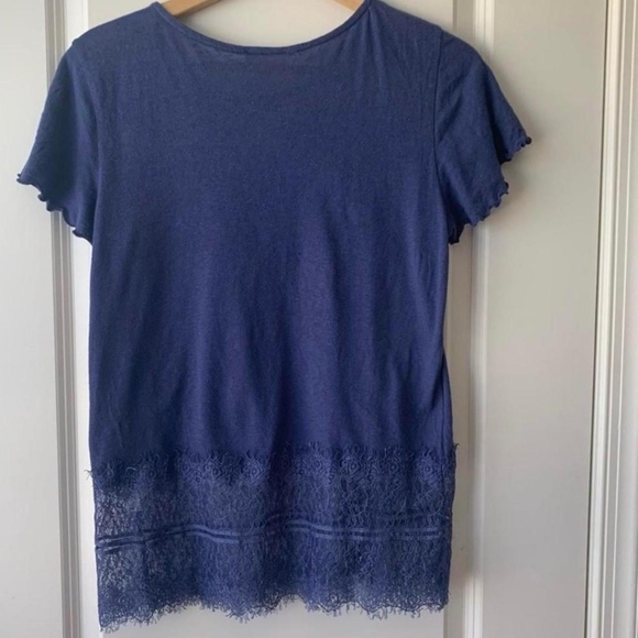 Blue Linen and Lace Top - Picture 3 of 4